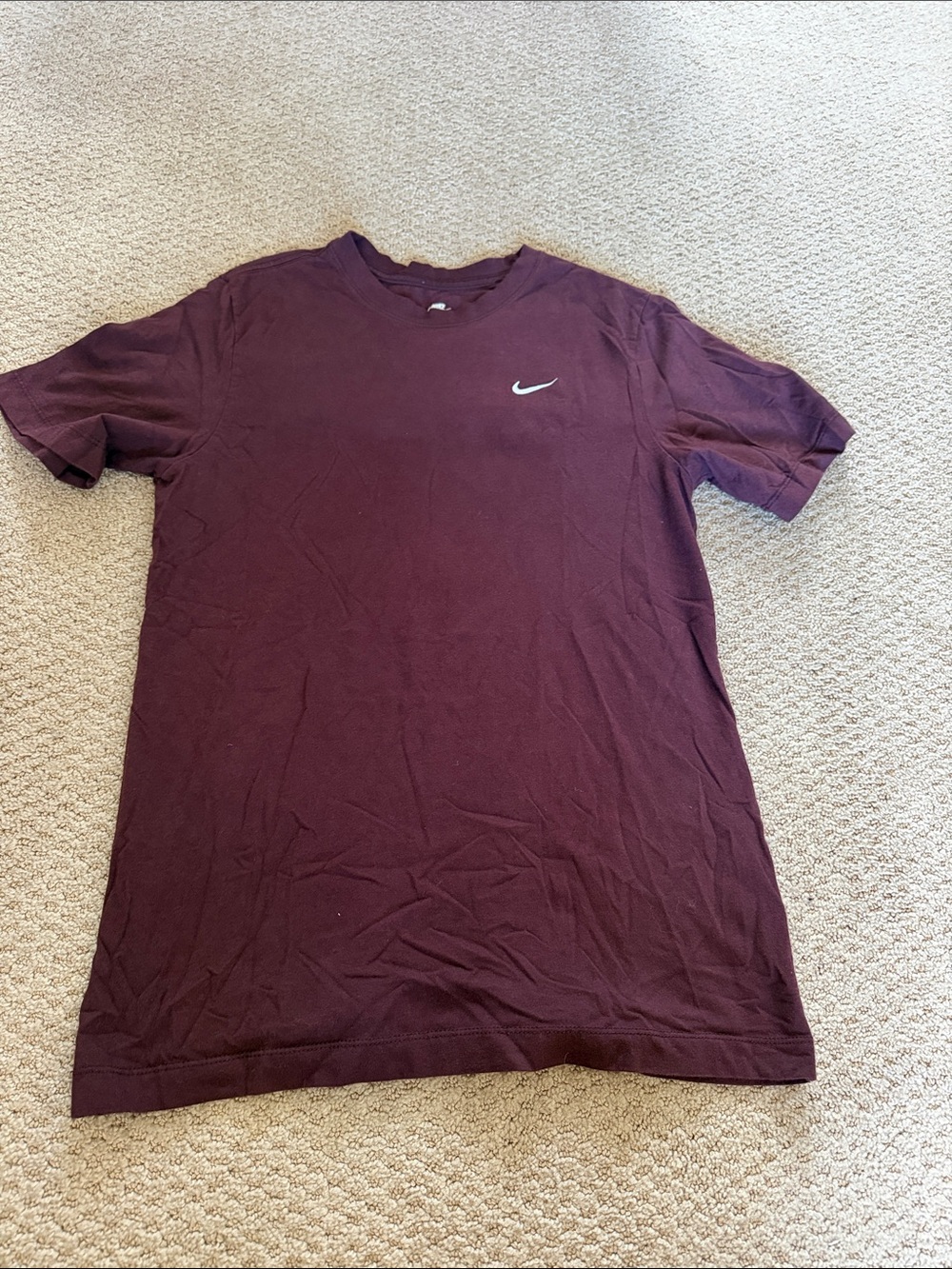 Nike Men's Maroon Short Sleeve Crew T-Shirt with White Swoosh